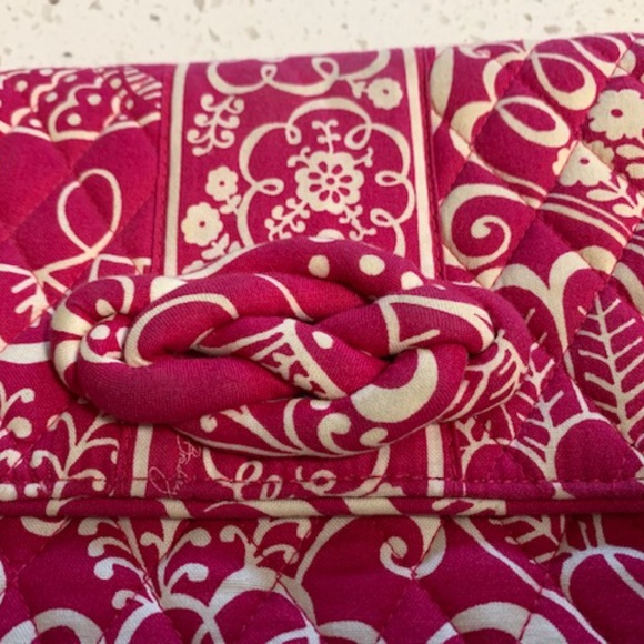 Vera Bradley Twirly Bird Pink and White Purse - Picture 2 of 6